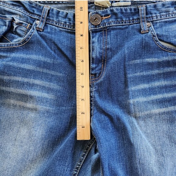 Maurices Molli Flare Leg Mid Rise Jeans y2k Style Size 17/18 Short - Picture 6 of 7